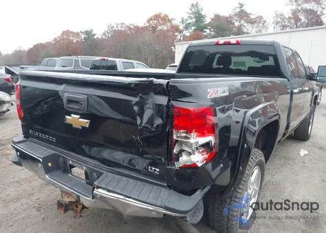 2015 Chevrolet Silverado 2500Hd Ltz z USA, uszkodzony, nr VIN 1GC1KWE81FF119858